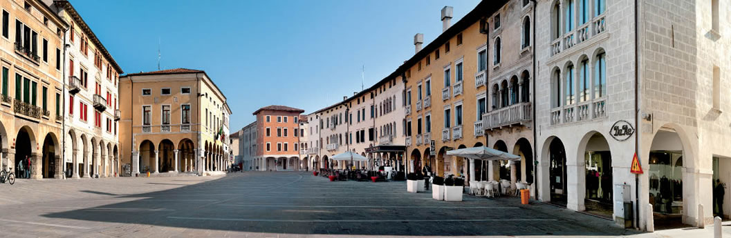 Sacile, piazza centrale